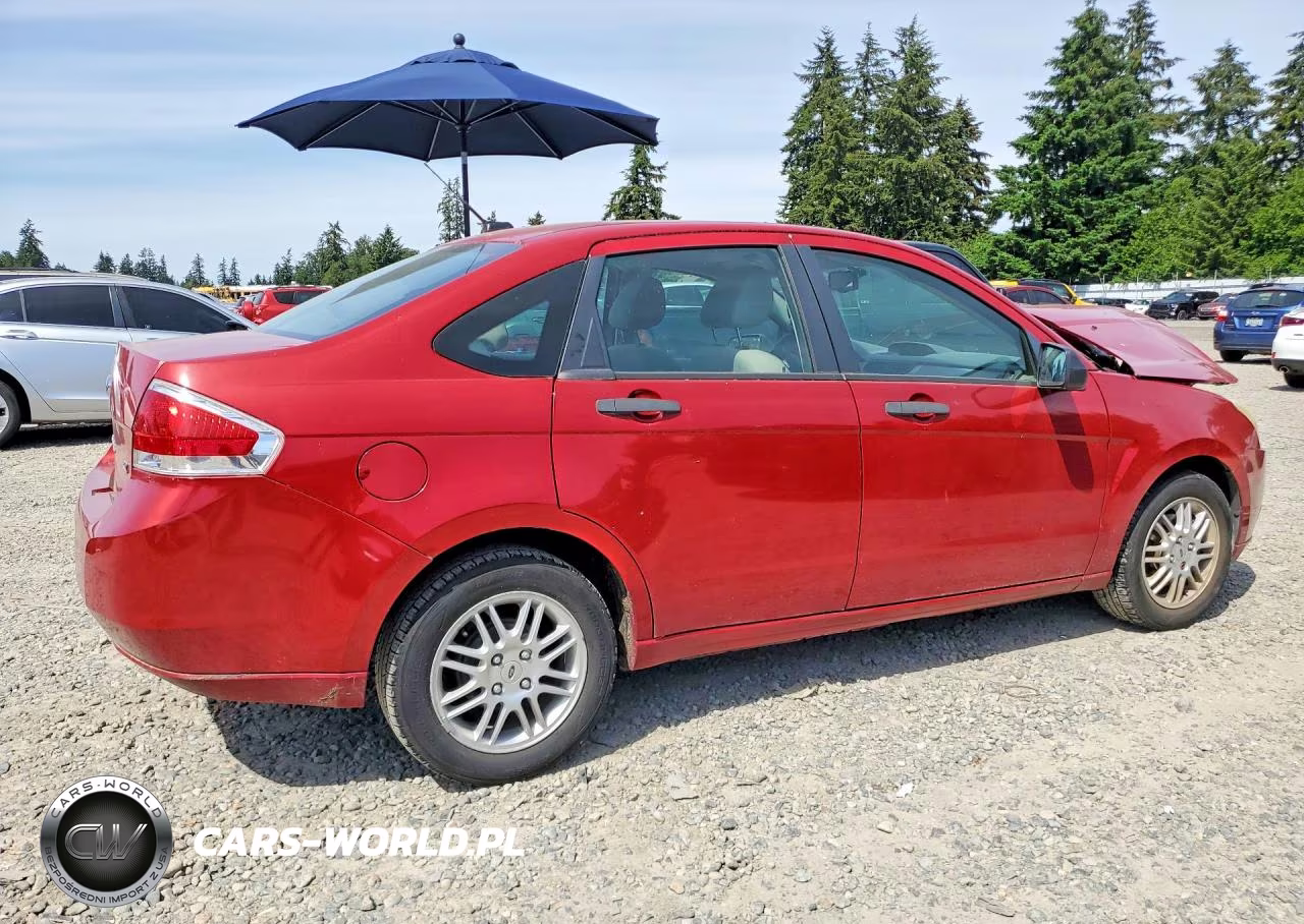 2011 Ford Focus Se VIN:1FAHP3FN2BW181837 - 3