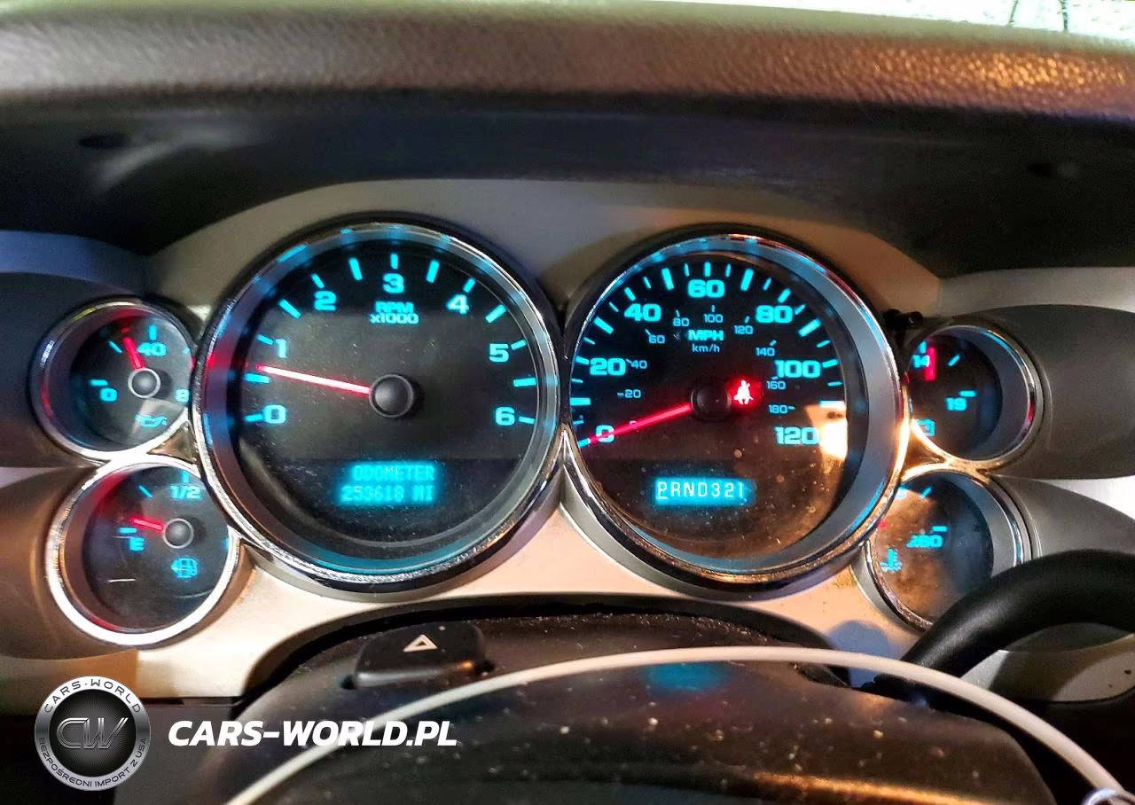 2008 GMC Sierra C1500 VIN:3GTEC13J28G211201 - 9