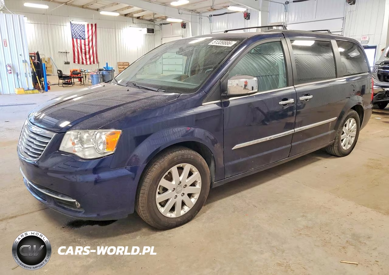 2015 Chrysler Town & Country Touring L