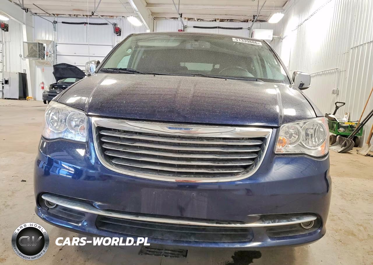 2015 Chrysler Town & Country Touring L VIN:2C4RC1CG5FR752692 - 5