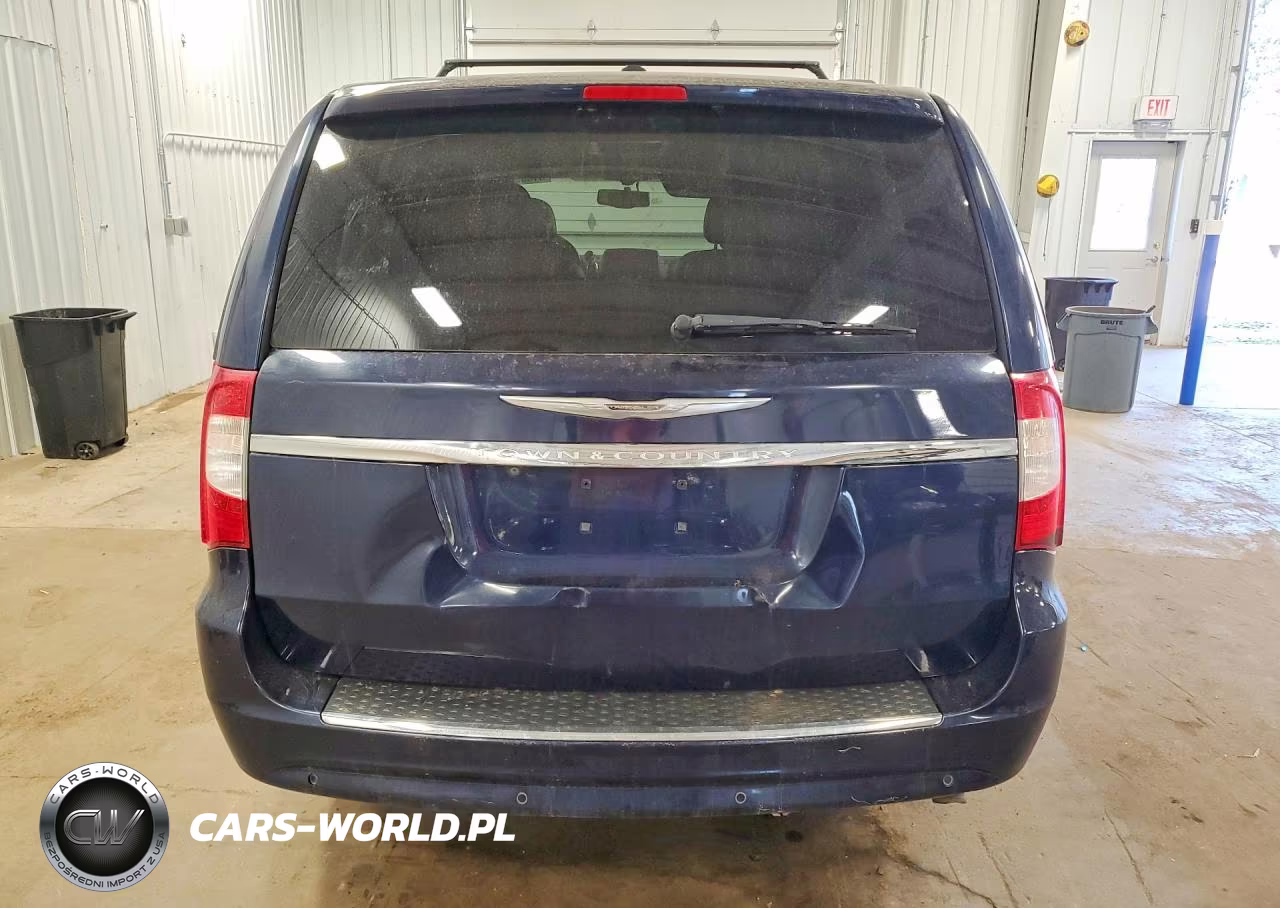 2015 Chrysler Town & Country Touring L VIN:2C4RC1CG5FR752692 - 6