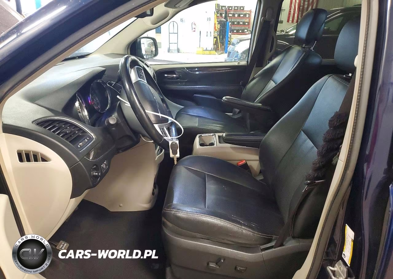 2015 Chrysler Town & Country Touring L VIN:2C4RC1CG5FR752692 - 7