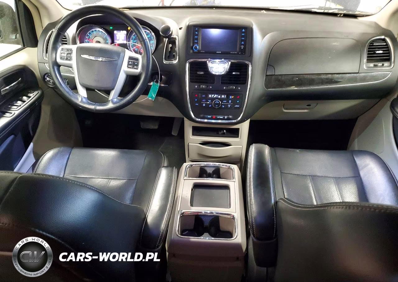 2015 Chrysler Town & Country Touring L VIN:2C4RC1CG5FR752692 - 8