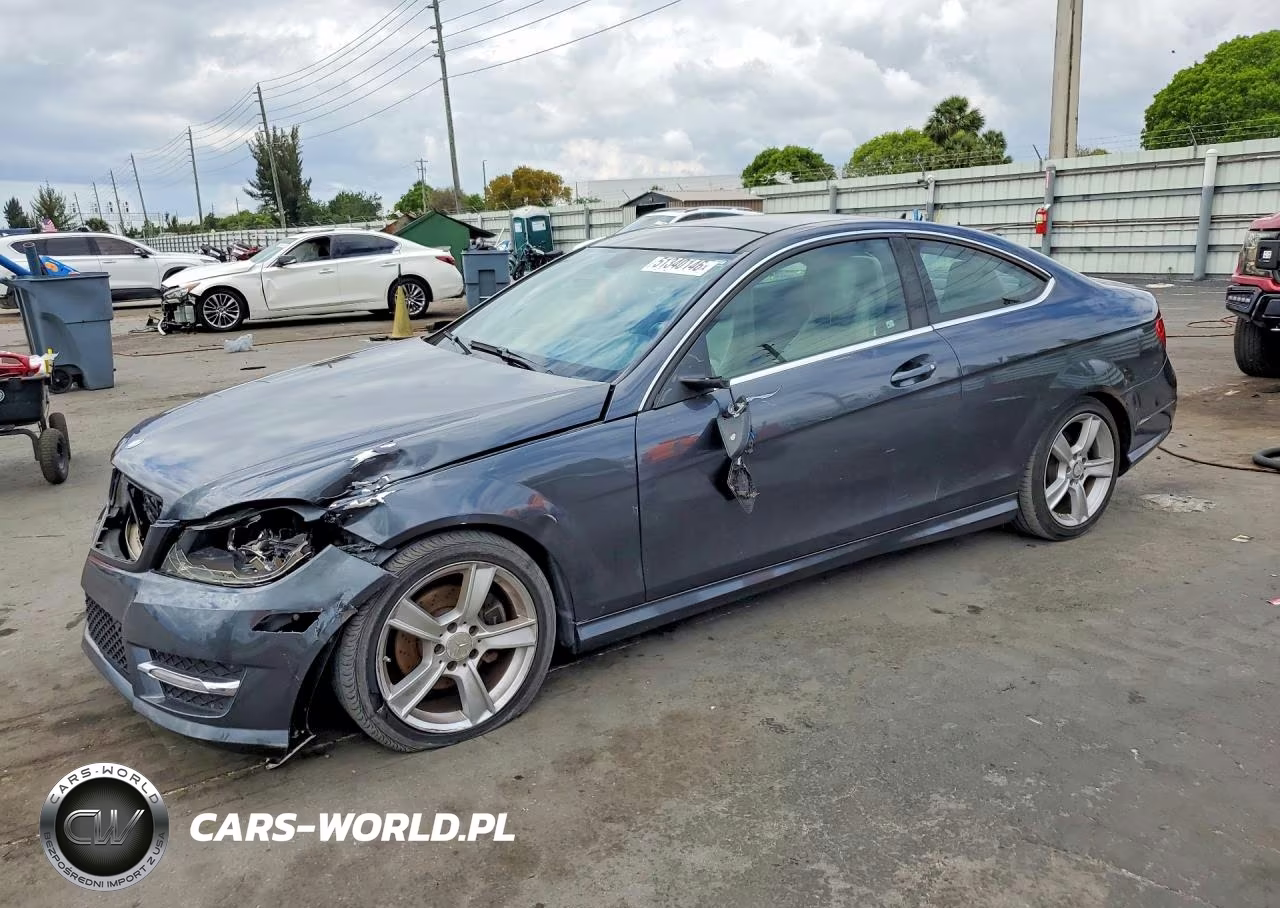2015 Mercedes-Benz C 250