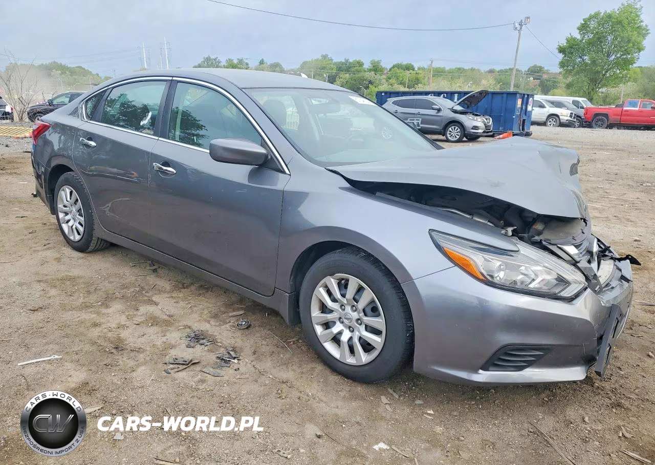 2017 Nissan Altima 2.5 S VIN:1N4AL3AP8HC125840 - 4