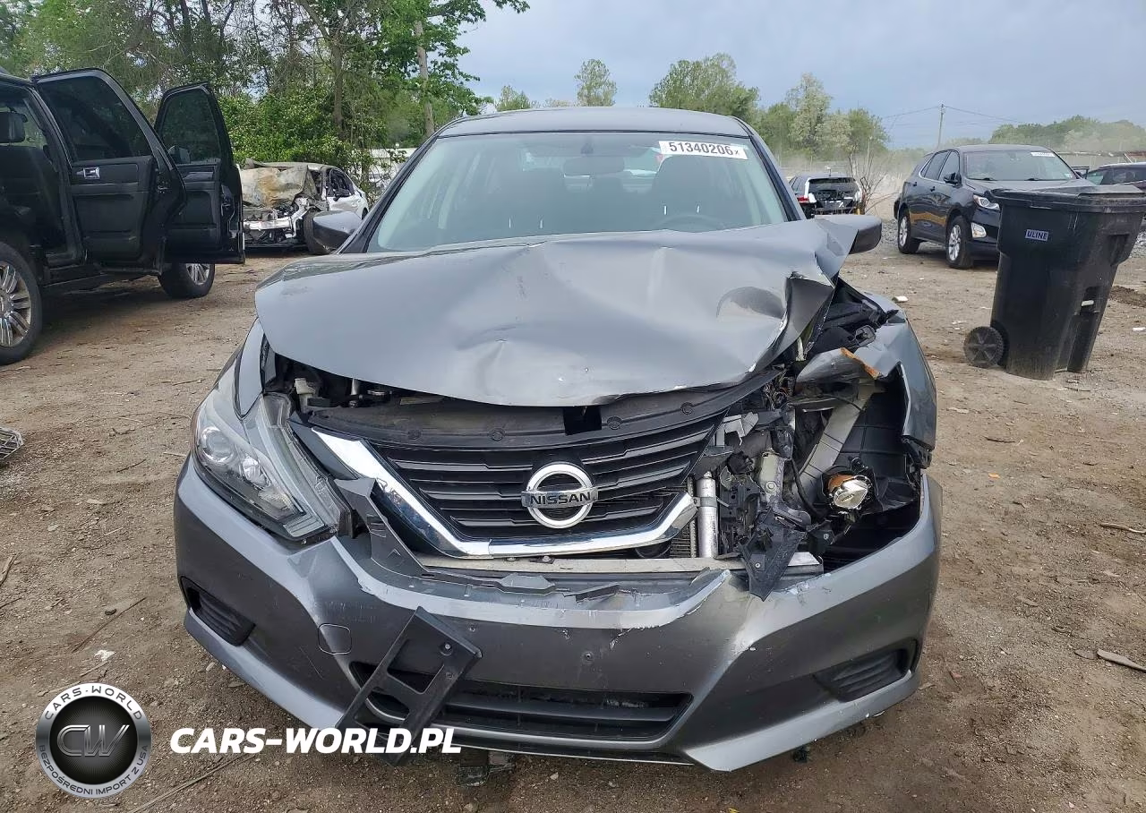 2017 Nissan Altima 2.5 S VIN:1N4AL3AP8HC125840 - 5