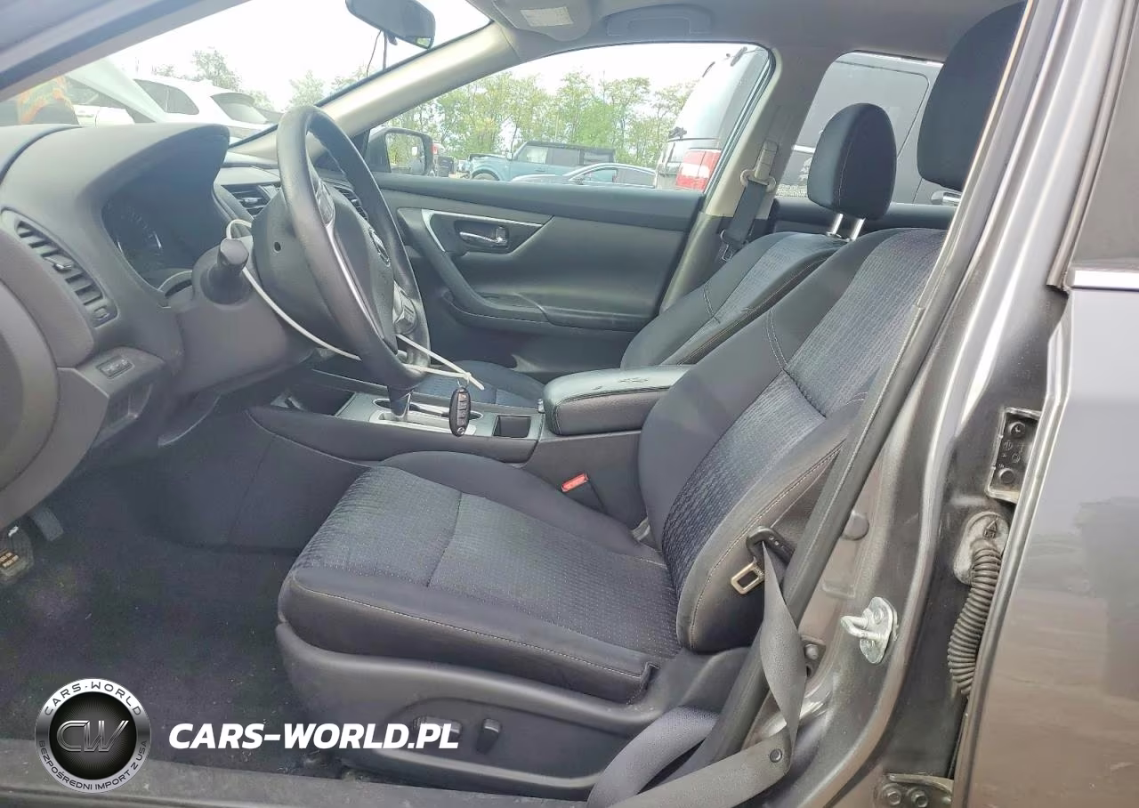 2017 Nissan Altima 2.5 S VIN:1N4AL3AP8HC125840 - 7