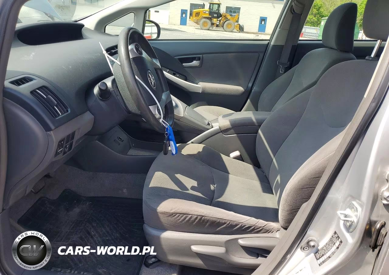 2011 Toyota Prius Two VIN:JTDKN3DU2B5306034 - 7