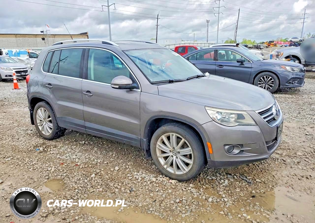 2010 Volkswagen Tiguan Se VIN:WVGBV7AX9AW532050 - 4