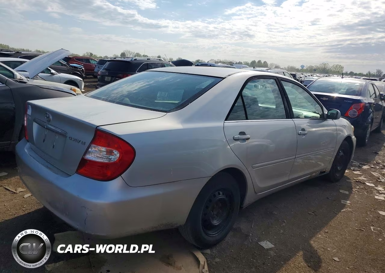 2002 Toyota Camry VIN:4T1BE32K82U519511 - 3