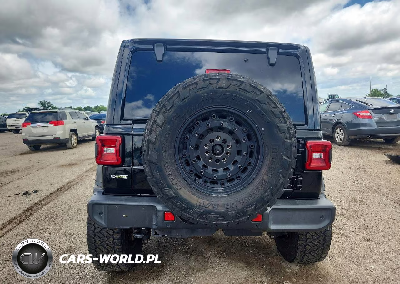 2021 Jeep Wrangler Unlimited Sahara VIN:1C4HJXEM6MW623243 - 6