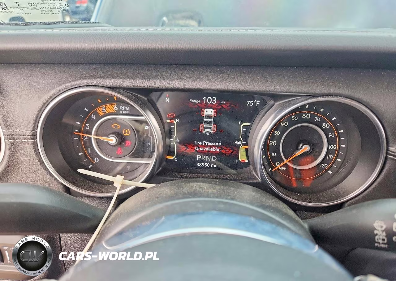 2021 Jeep Wrangler Unlimited Sahara VIN:1C4HJXEM6MW623243 - 9