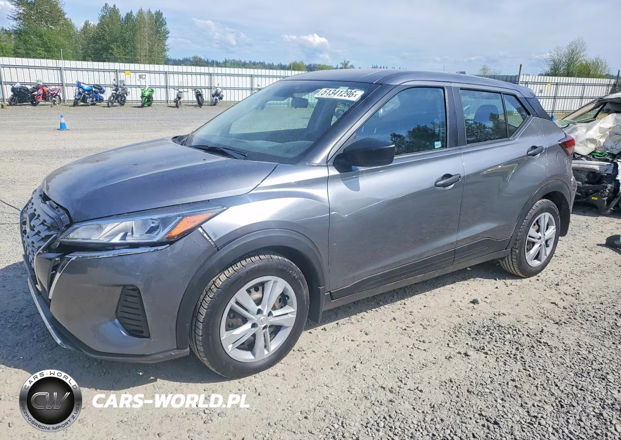 2022 Nissan Kicks S