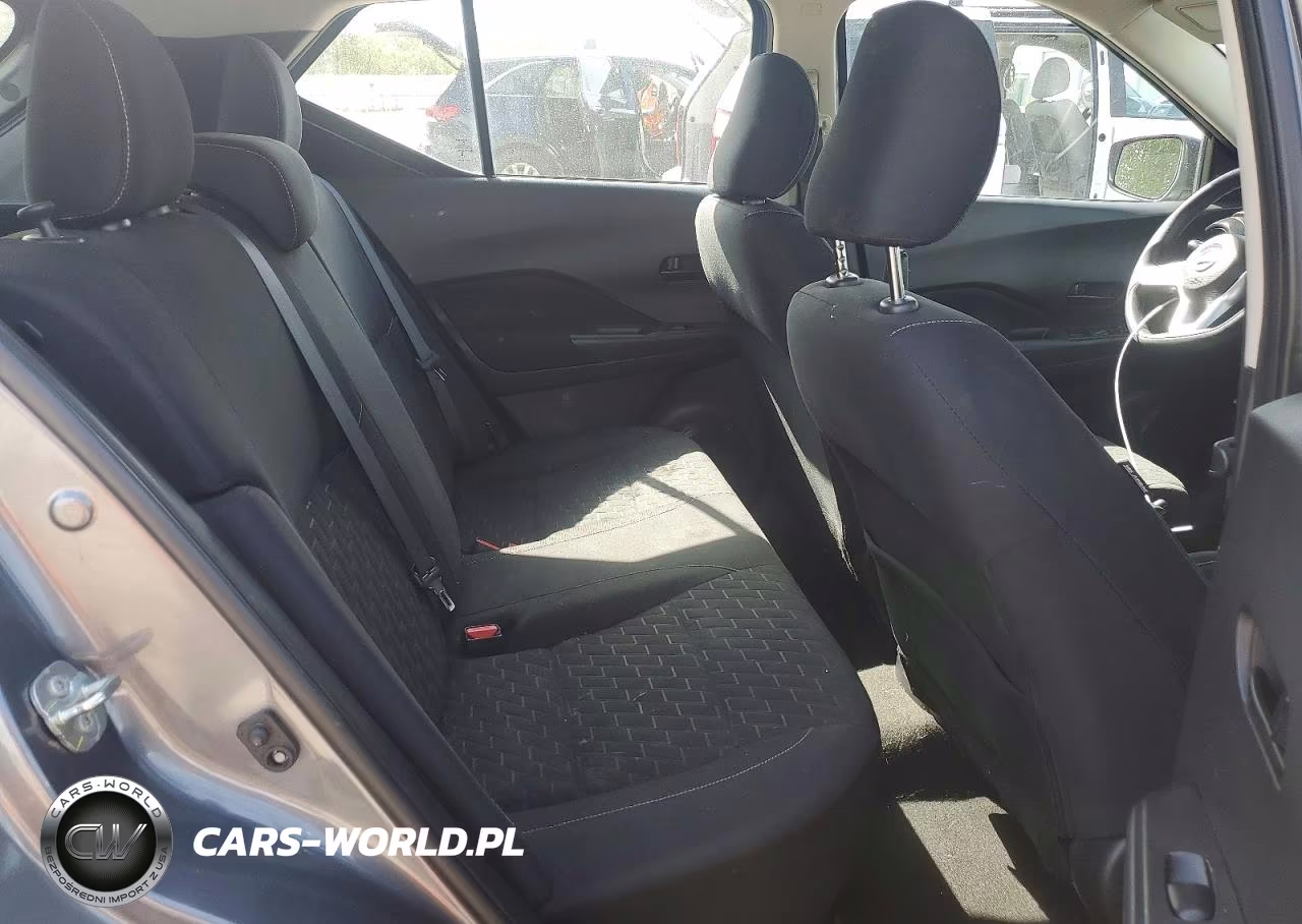 2022 Nissan Kicks S VIN:3N1CP5BV8NL474757 - 11