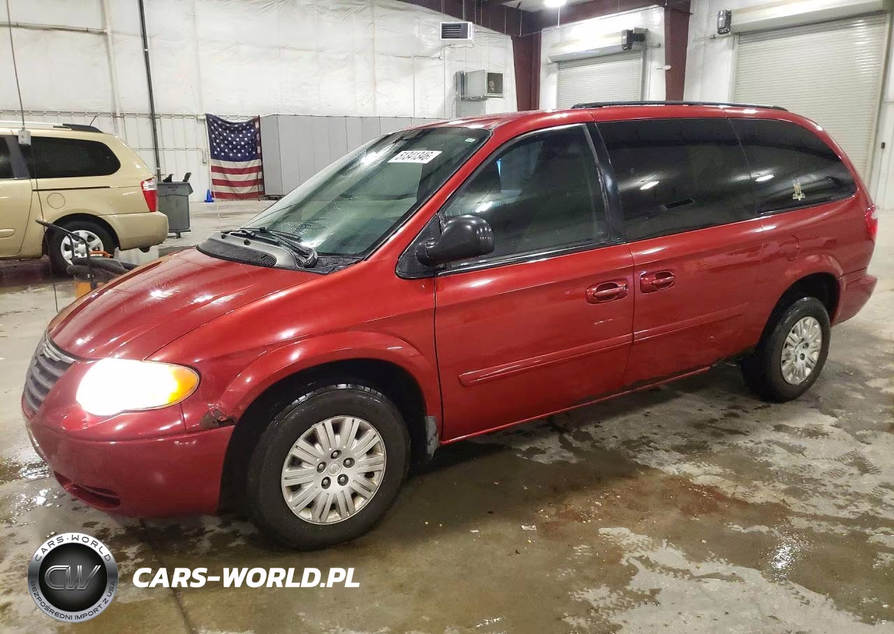 2007 Chrysler Town & Country Lx