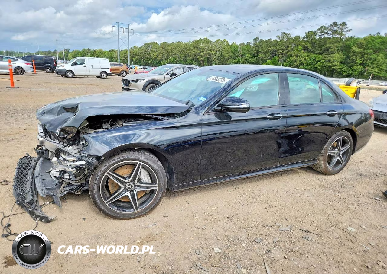 2018 Mercedes-Benz E 300 VIN:WDDZF4JB1JA339302 - 1