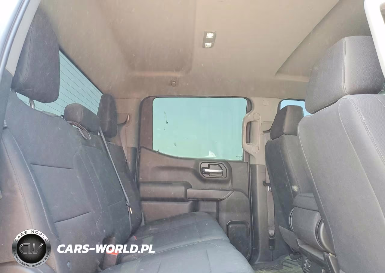 2020 Chevrolet Silverado C1500 Custom VIN:3GCPWBEH1LG113821 - 10