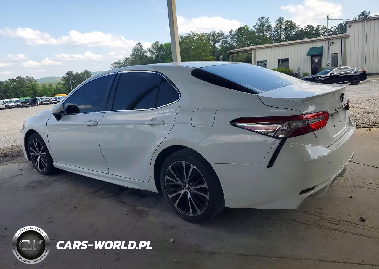 2018 Toyota Camry Se VIN:4T1B11HK5JU024401 - 2