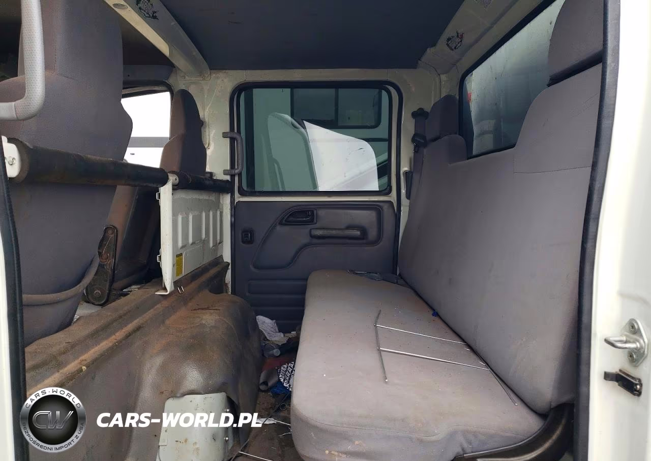 2017 Isuzu Npr Hd Box Truck VIN:JALC4J162H7002635 - 11