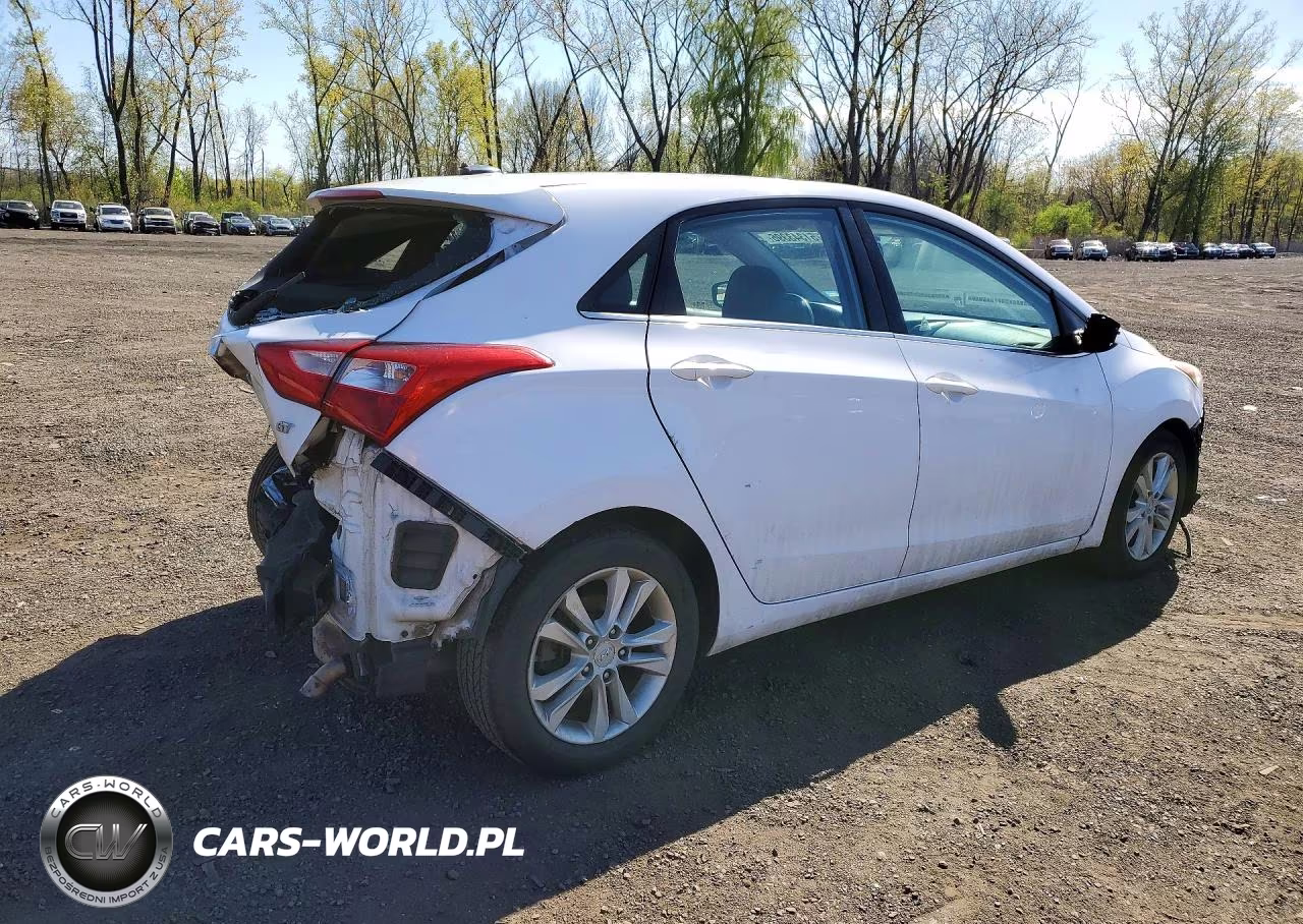 2014 Hyundai Elantra Gt Base VIN:KMHD35LH9EU223883 - 3