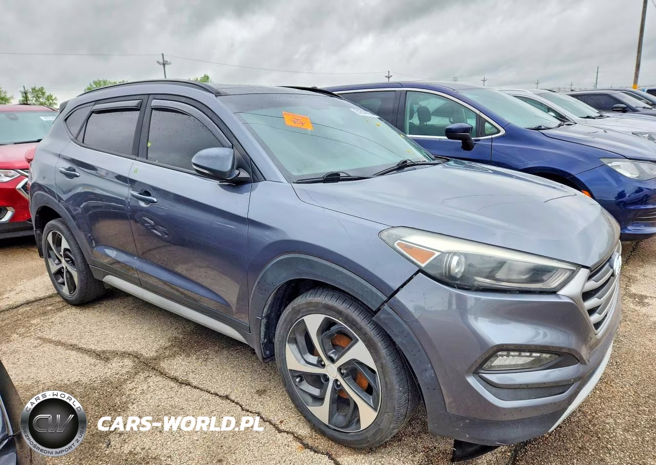2018 Hyundai Tucson Value VIN:KM8J33A24JU701174 - 4
