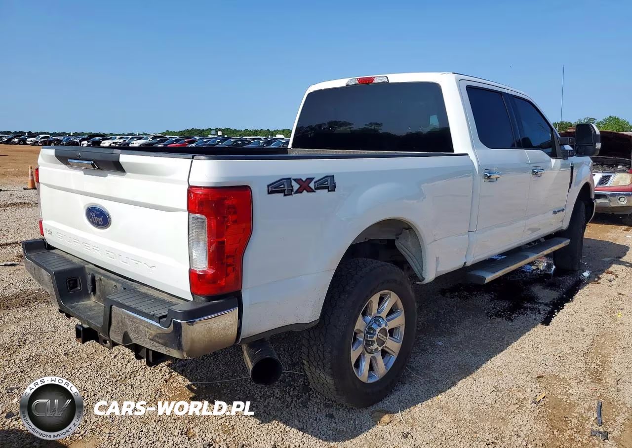 2018 Ford F250 Super Duty VIN:1FT7W2BT7JEB90772 - 3