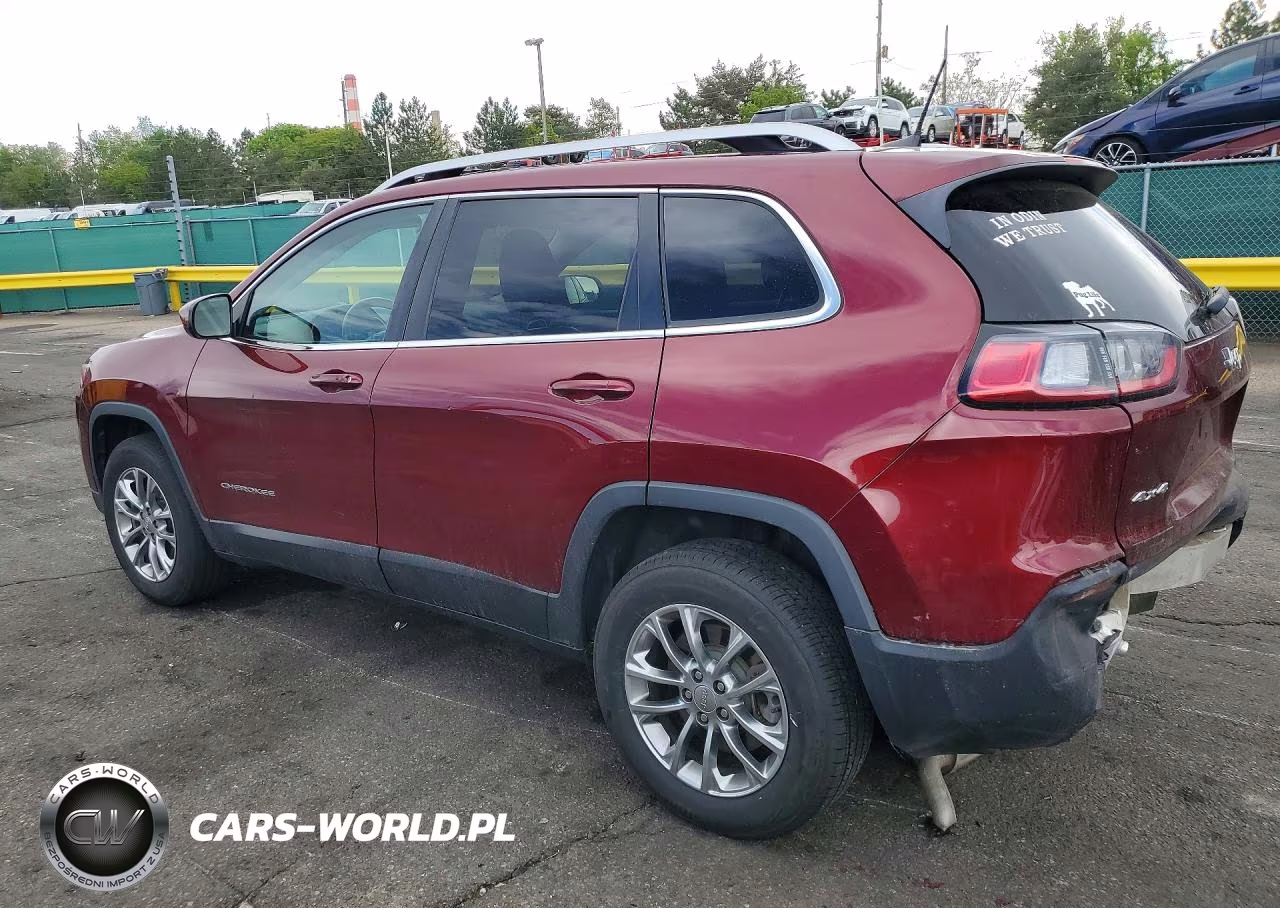 2019 Jeep Cherokee Latitude Plus VIN:1C4PJMLB8KD181814 - 2