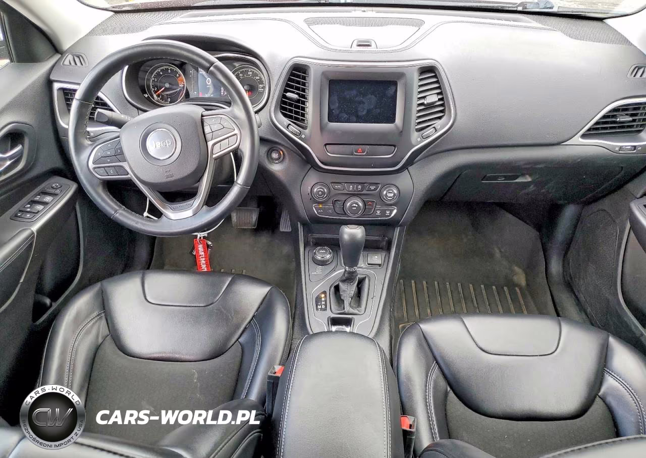 2019 Jeep Cherokee Latitude Plus VIN:1C4PJMLB8KD181814 - 8