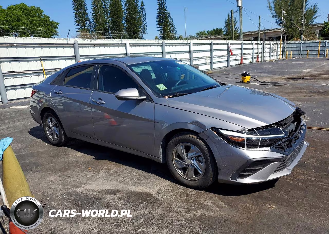 2024 Hyundai Elantra Se VIN:KMHLL4DG4RU801860 - 4
