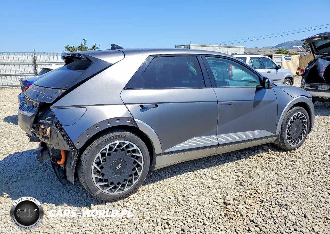 2022 Hyundai Ioniq 5 Limited VIN:KM8KRDAFXNU072294 - 3