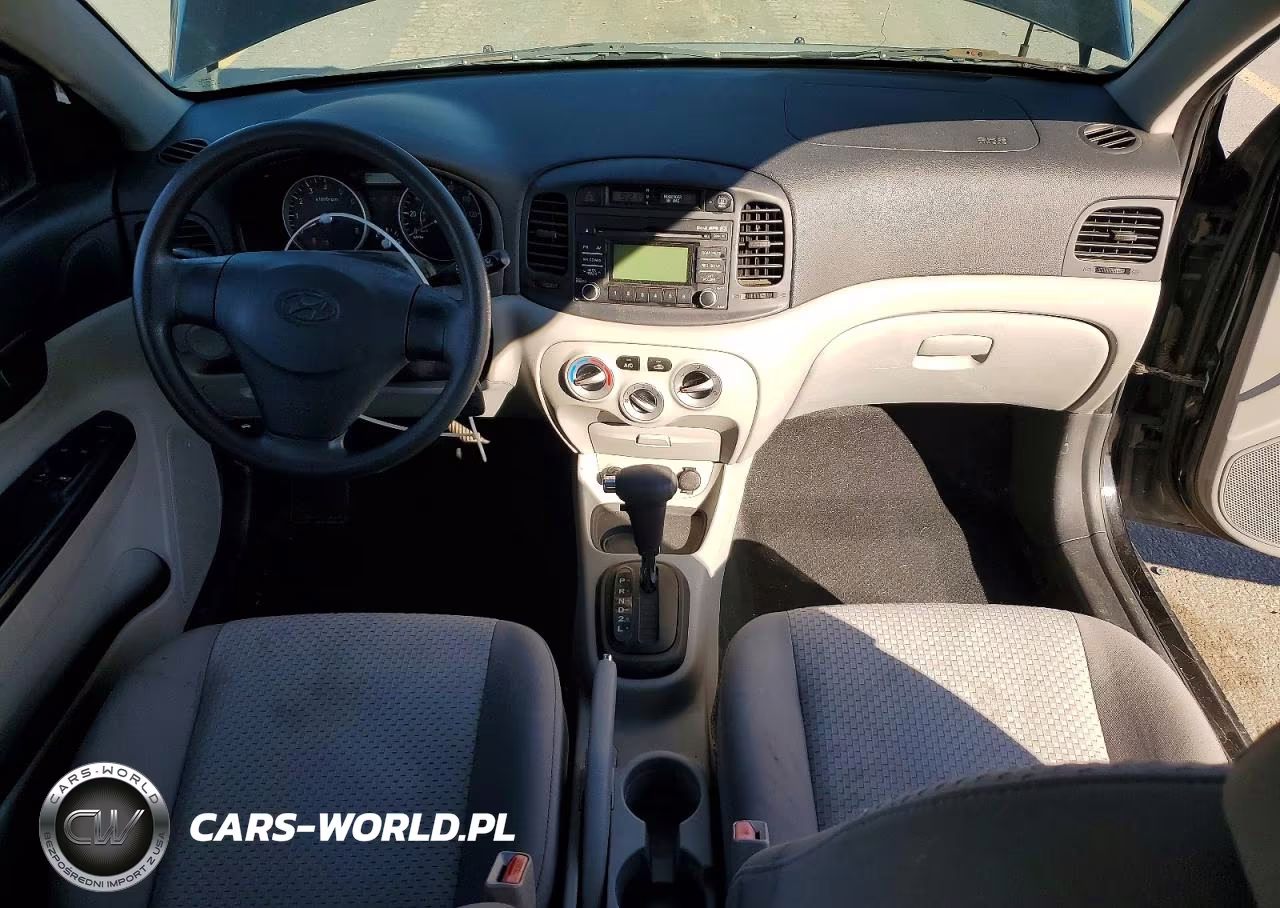 2009 Hyundai Accent Gs VIN:KMHCM36C59U129583 - 8