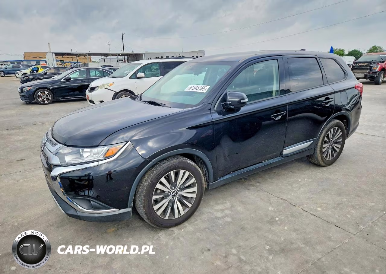 2019 Mitsubishi Outlander Se