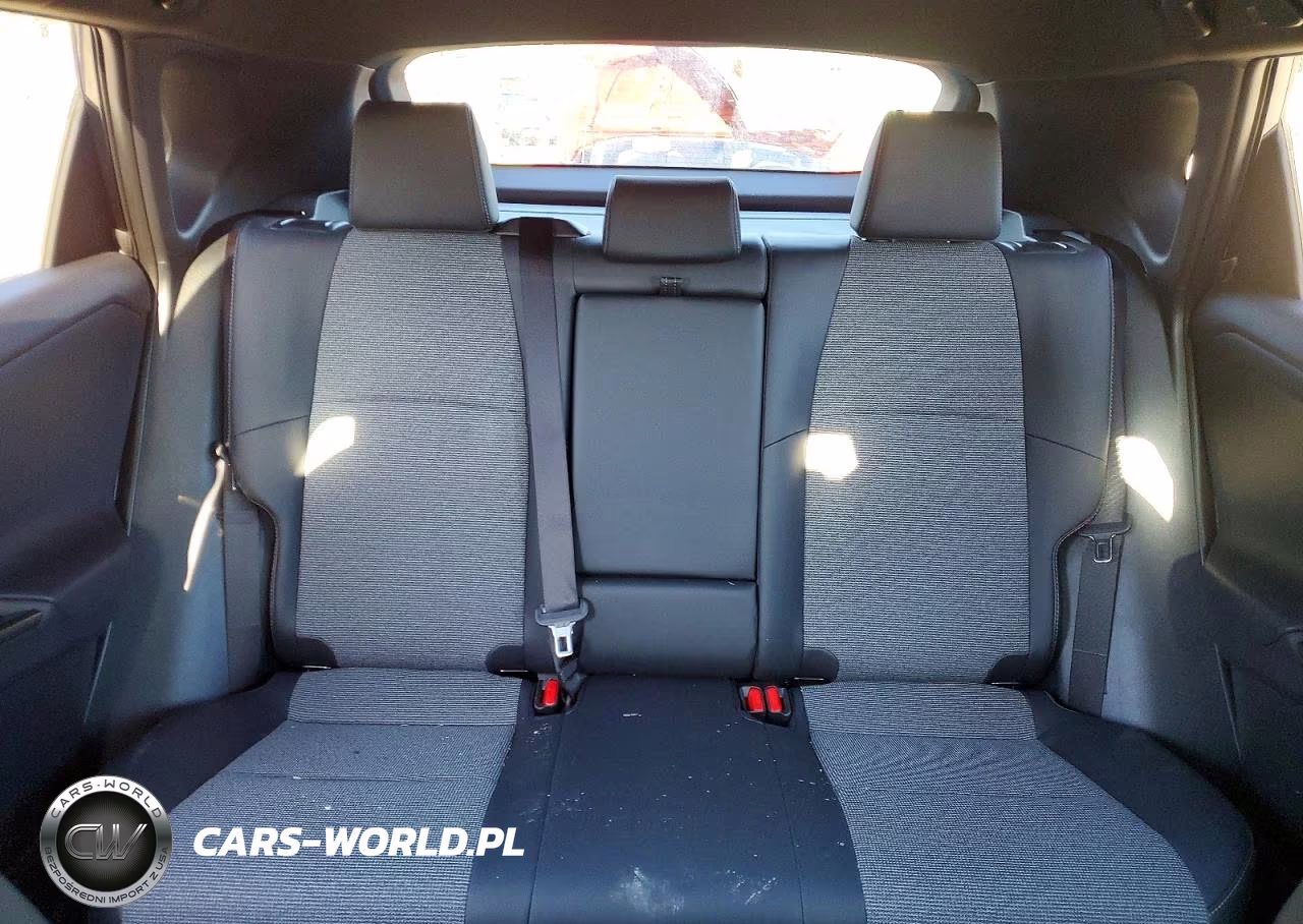 2026 Toyota Bz Xle Plus VIN:JTMBCAEB7TA006845 - 10