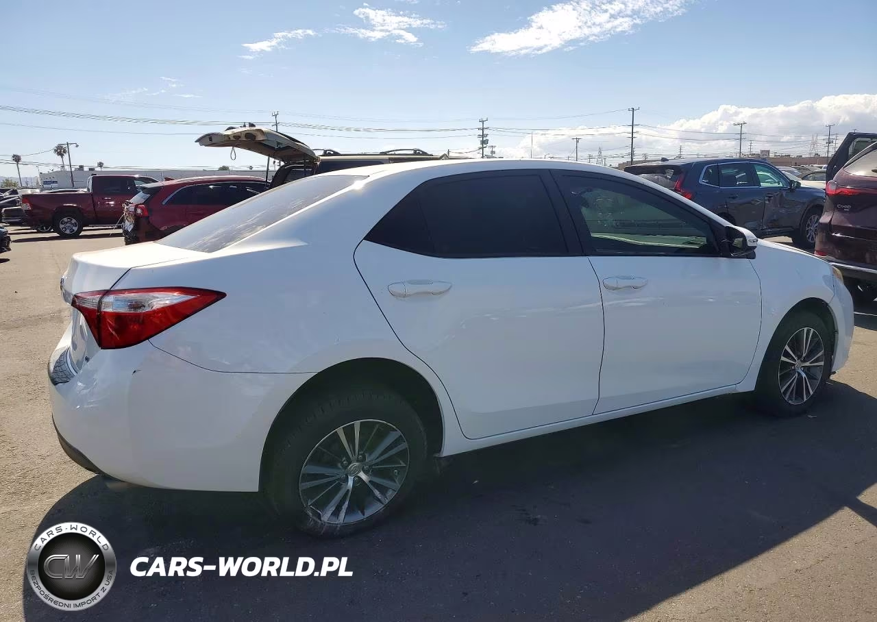 2016 Toyota Corolla Le Plus VIN:5YFBURHE2GP514577 - 3