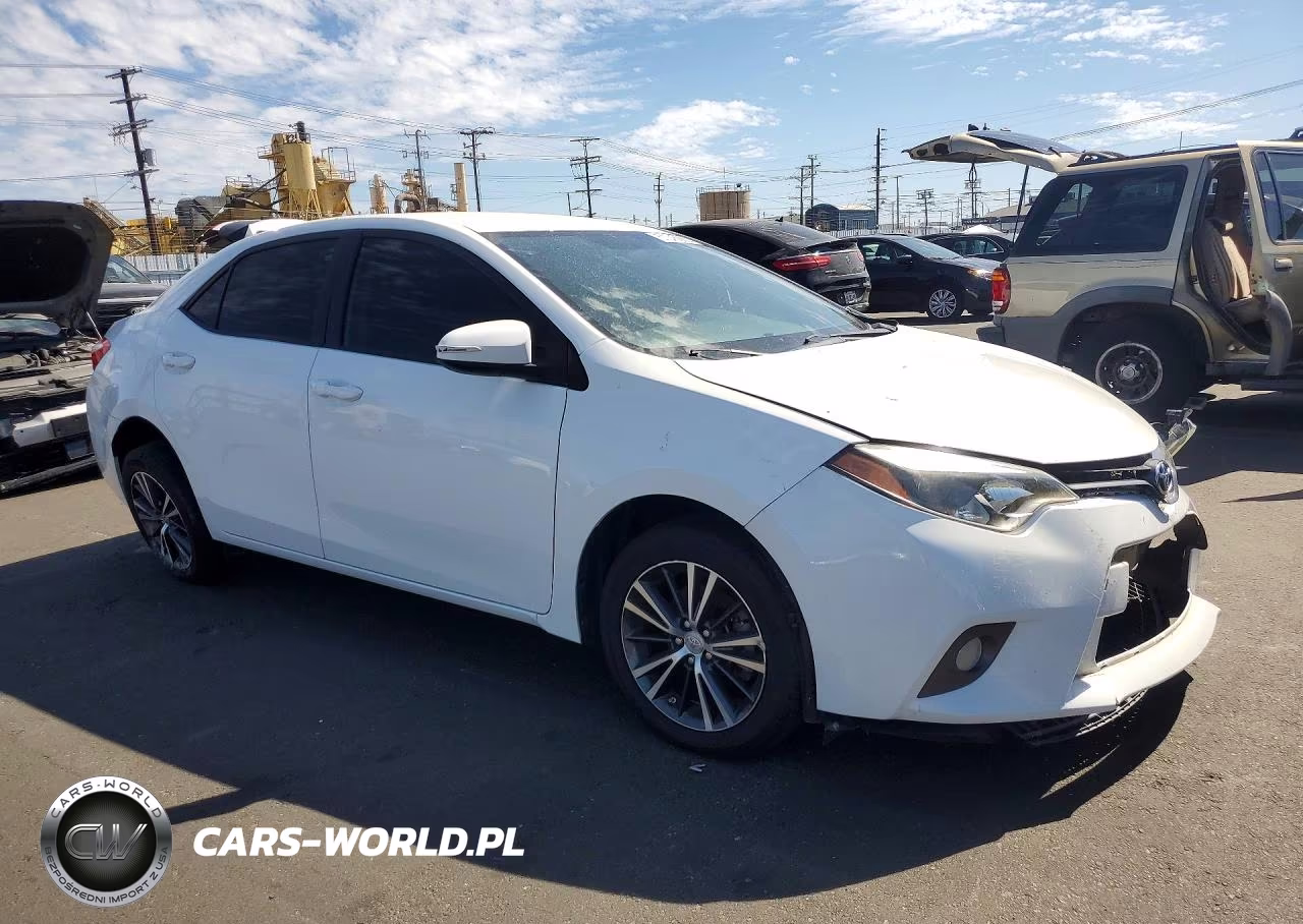 2016 Toyota Corolla Le Plus VIN:5YFBURHE2GP514577 - 4