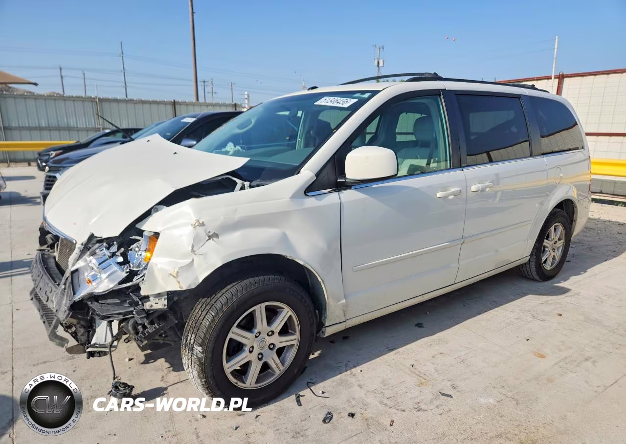 2008 Chrysler Town & Country Touring