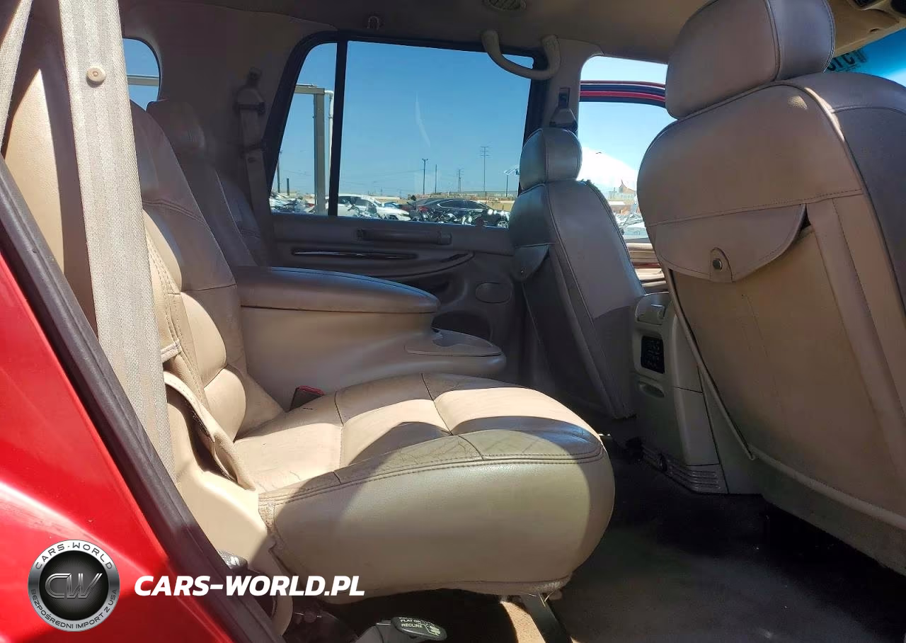 2000 Lincoln Navigator VIN:5LMEU27A7YLJ40778 - 11