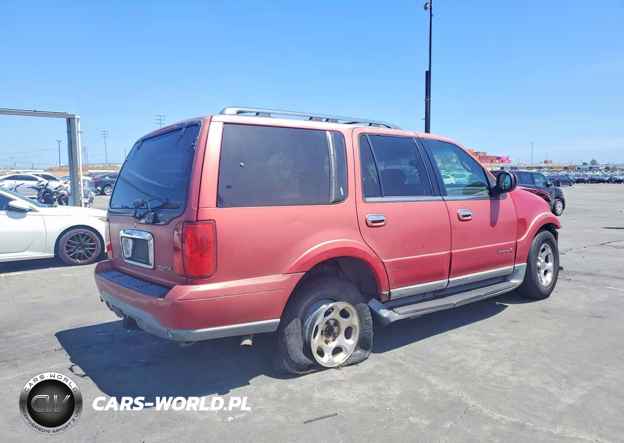 2000 Lincoln Navigator VIN:5LMEU27A7YLJ40778 - 3