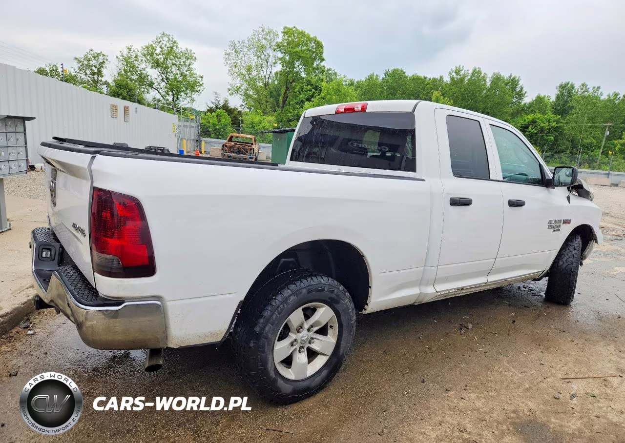 2021 Ram 1500 Classic Tradesman VIN:1C6RR7FT5MS531025 - 3
