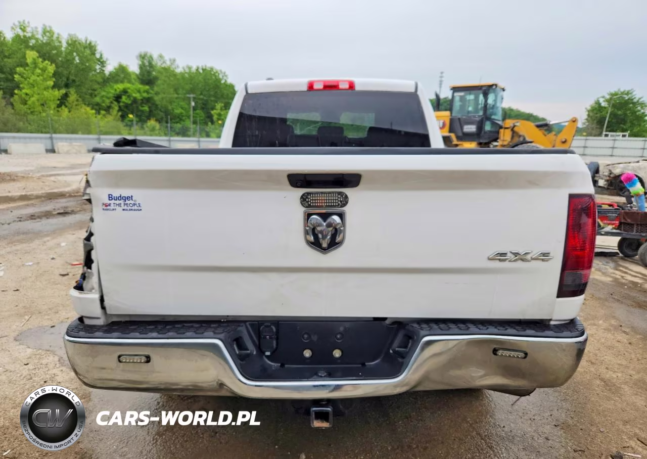 2021 Ram 1500 Classic Tradesman VIN:1C6RR7FT5MS531025 - 6