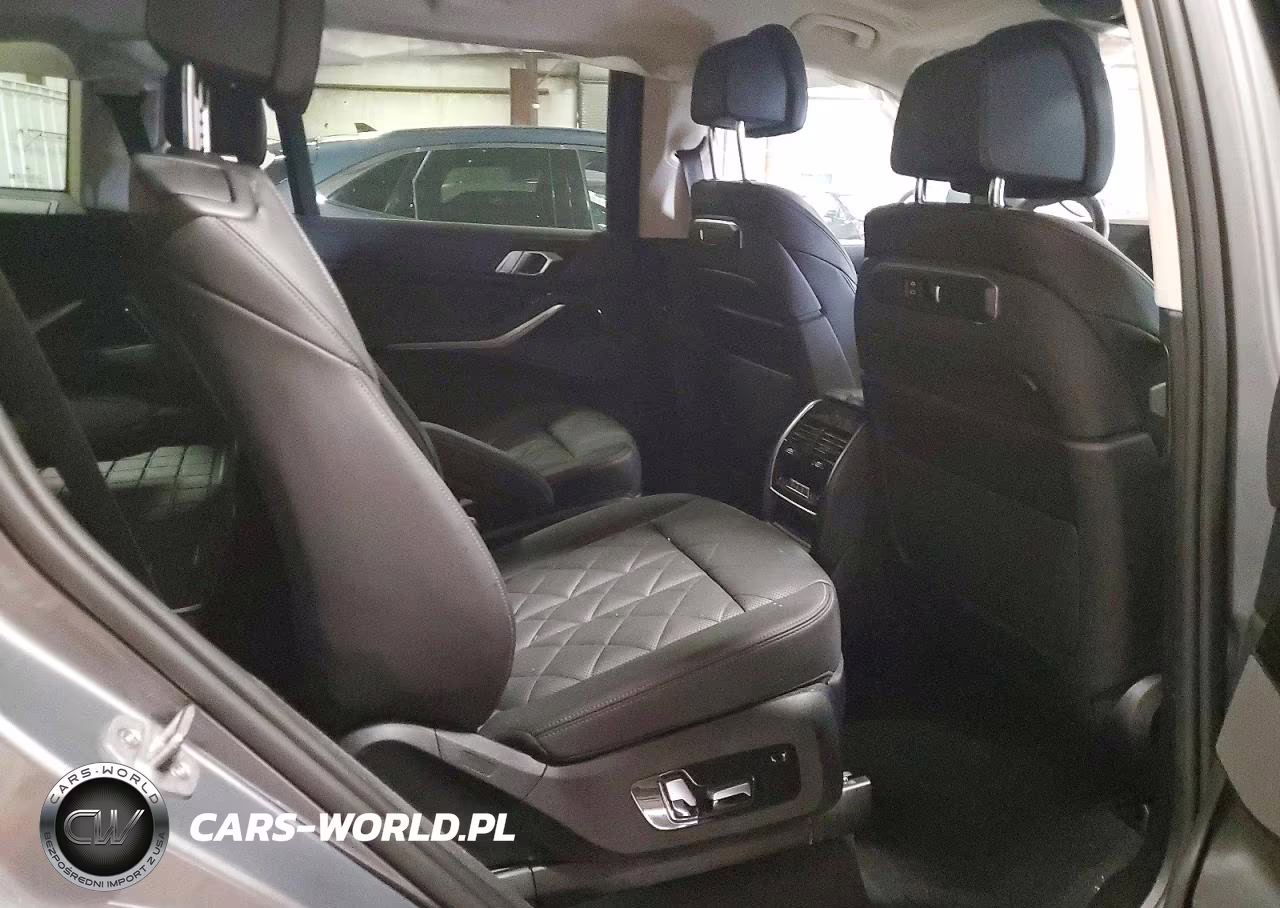 2023 BMW X7 xDrive40I VIN:5UX23EM00P9R84231 - 11