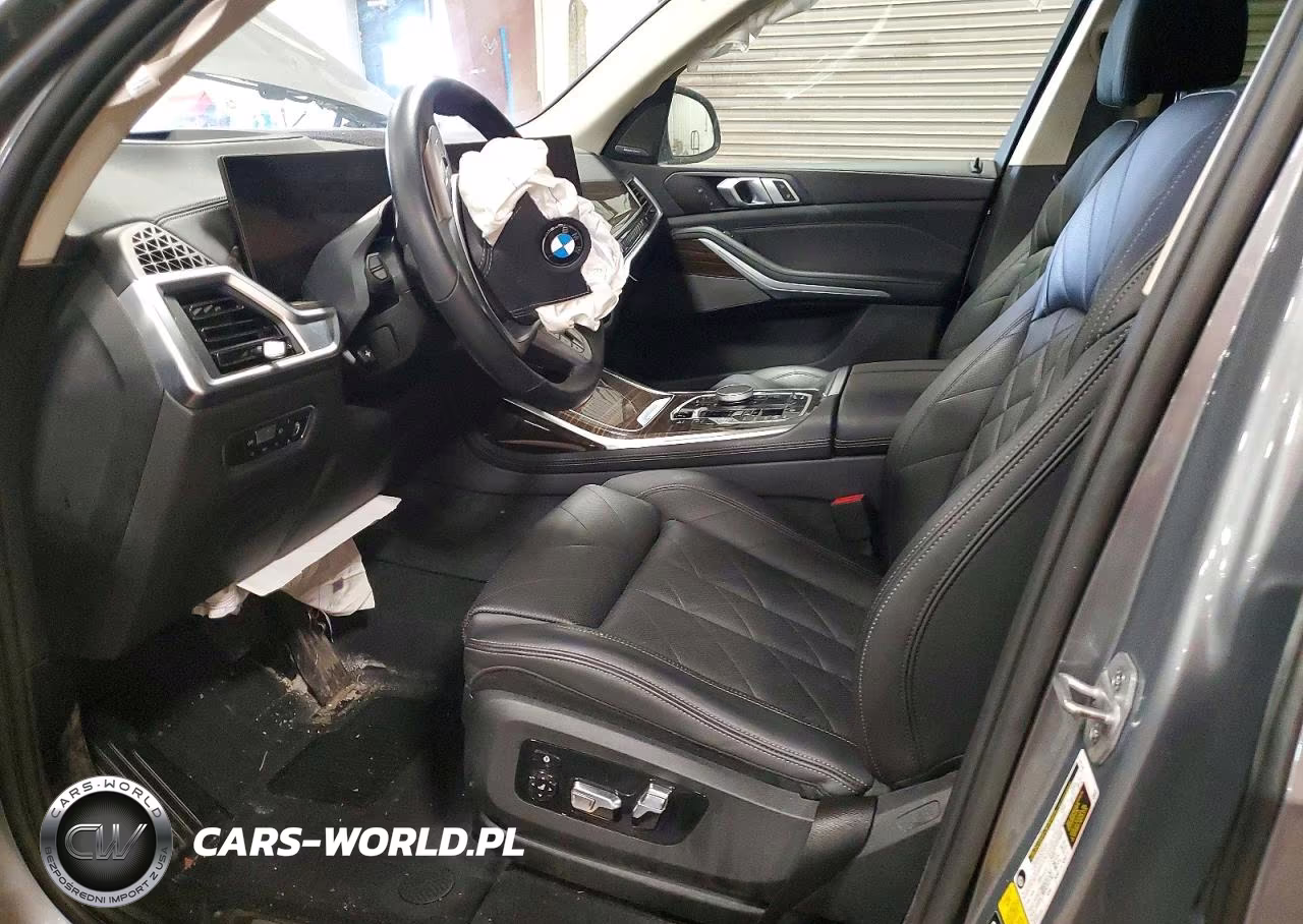 2023 BMW X7 xDrive40I VIN:5UX23EM00P9R84231 - 7