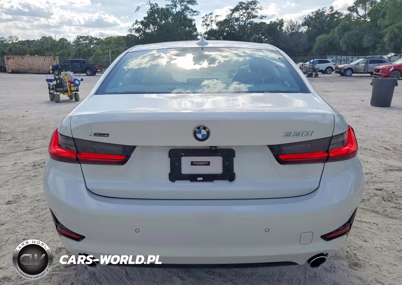 2019 BMW 330Xi VIN:WBA5R7C56KFH30622 - 6