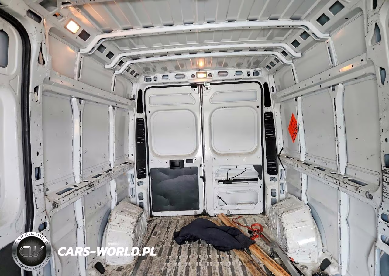 2018 Ram Promaster 2500 2500 High VIN:3C6TRVDG6JE148693 - 10