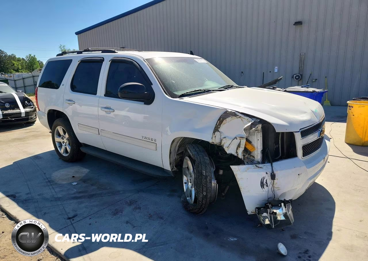 2011 Chevrolet Tahoe K1500 Lt VIN:1GNSKBE04BR296587 - 4