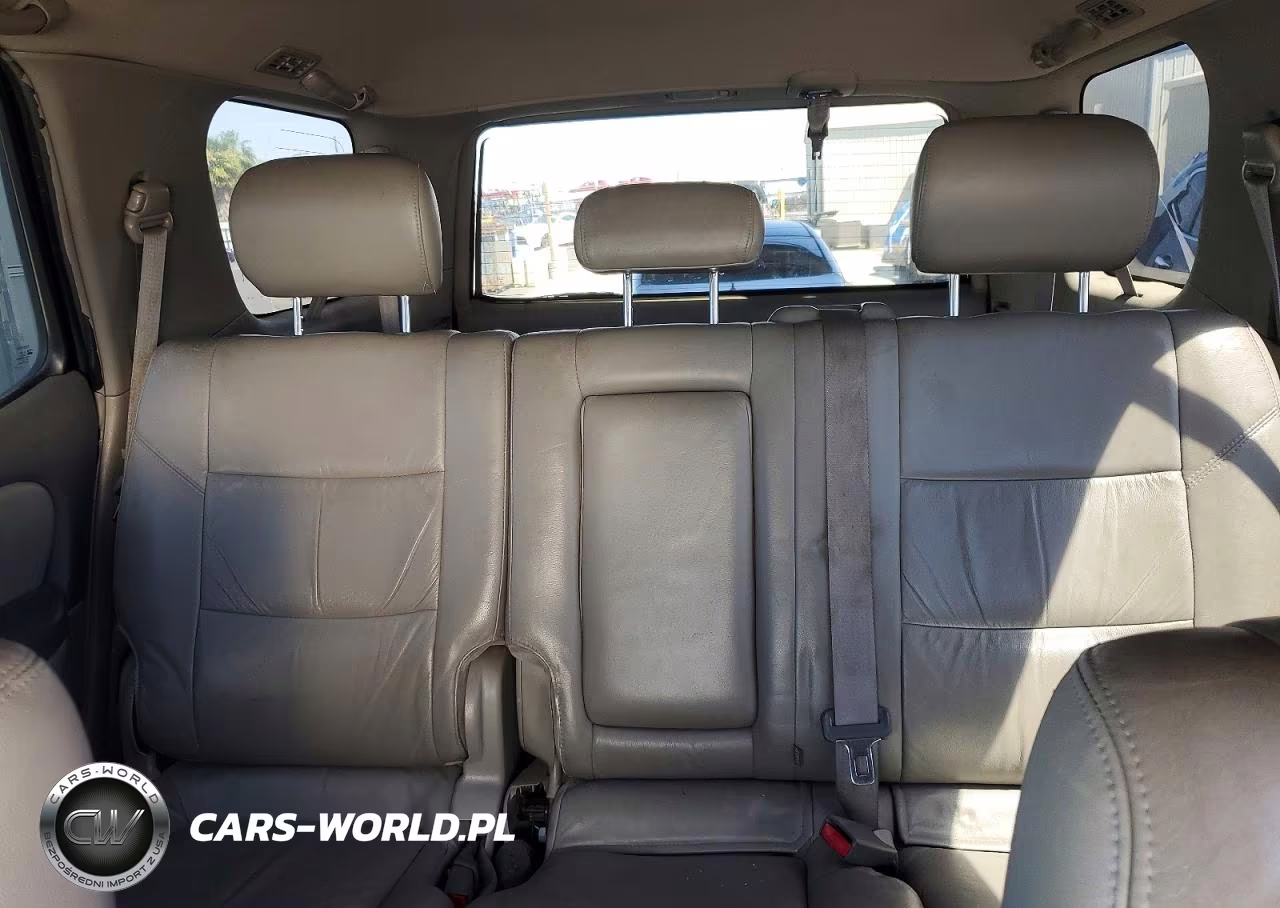 2003 Toyota Sequoia VIN:5TDBT48A63S171227 - 10
