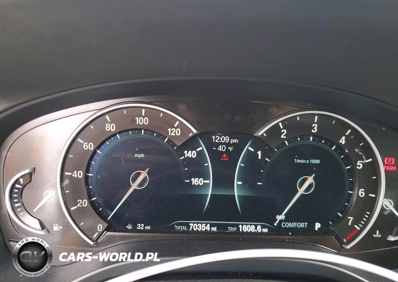 2019 BMW X3 xDrive30I VIN:5UXTR9C51KLP91430 - 9