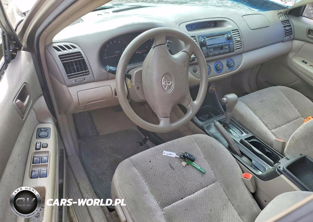 2004 Toyota Camry Le VIN:4T1BE32K14U354209 - 8