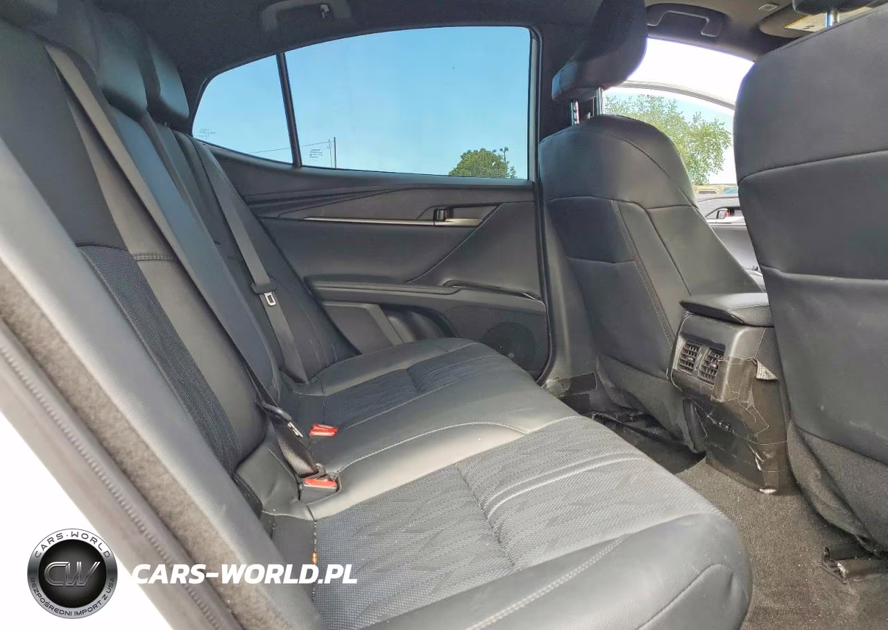 2025 Toyota Camry Xse VIN:4T1DAACK6SU085645 - 10