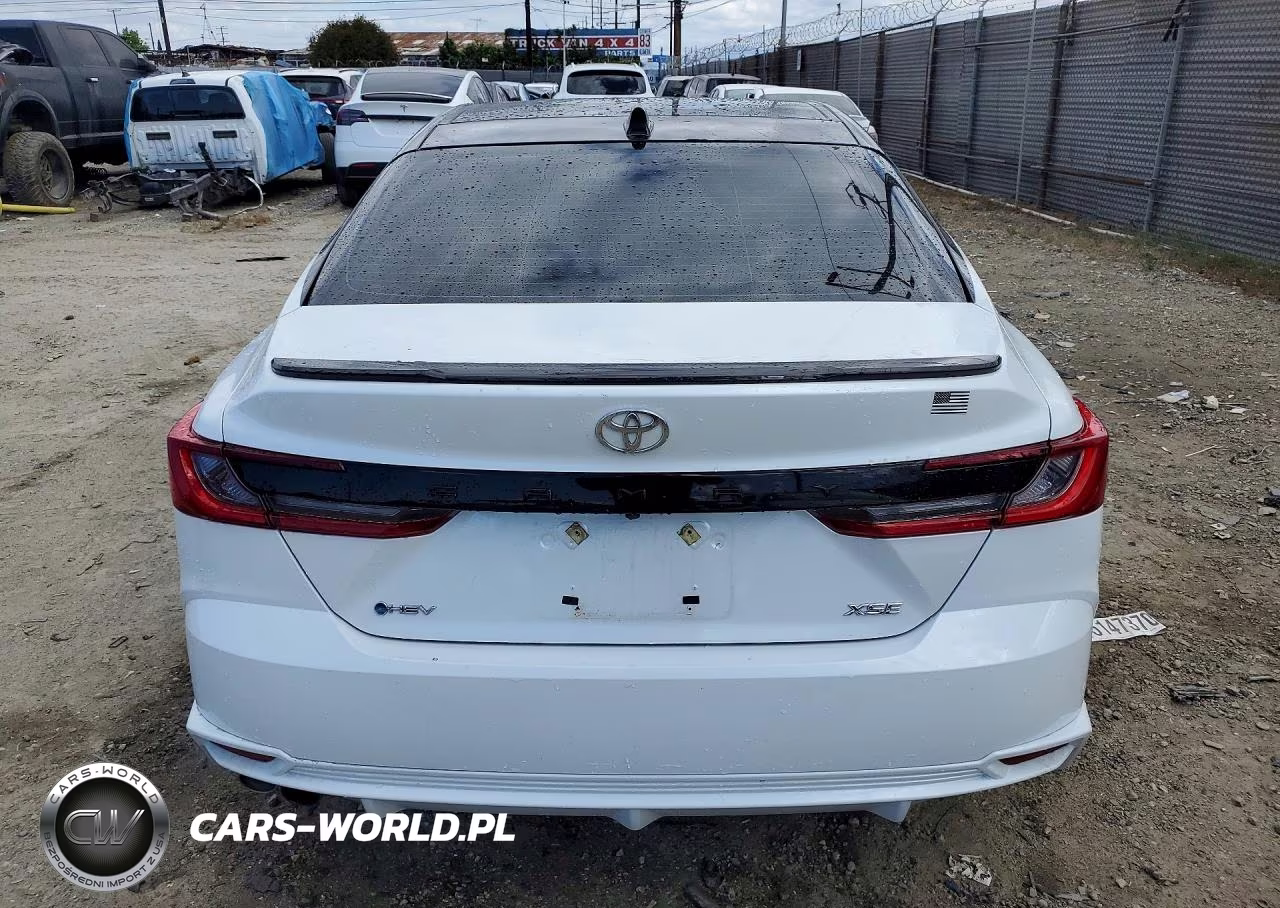 2025 Toyota Camry Xse VIN:4T1DAACK6SU085645 - 6
